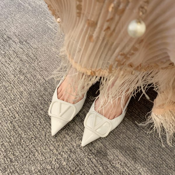 Sheepskin version ~ Su Yinyin's same leather pointed toe V-buckle pumps, toe stiletto heels, women's hollow sandals - Image 4