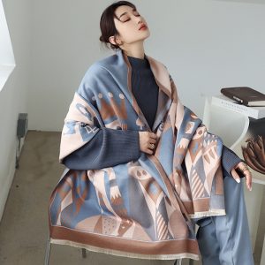 Retro shawl over women's 2025 new summer lunch break office blanket air conditioning room warm Liying big scarf