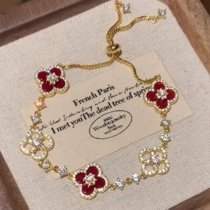 S925 sterling silver gold sense lucky four-leaf clover bracelet delicate white light luxury French adjustable hand ornament women