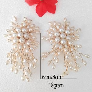 Cross-border hot selling pearl waterfall flower hand-wound pearl French elegant high-end temperament tassel earrings for women