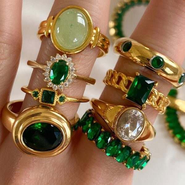 European and American INS wind net celebrity jewelry 18K gold stainless steel inlaid green zircon ring ladies fashion all-match ring