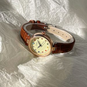 GEDI Gothic Fashion Girls Watches French Retro Temperament Small Square Quartz Color Diamond Small Plate Wholesale Women's Watches