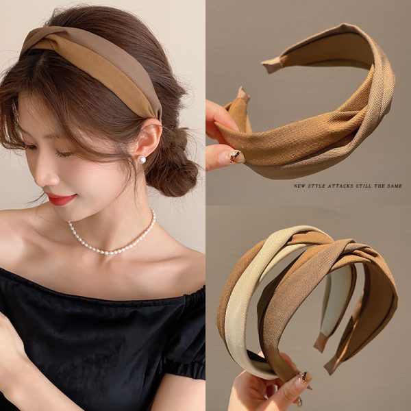 High skull top headband women's Internet celebrity 2024 new style of going out with a versatile headband to wash the face of the headband and wide-sided press hairpin headpiece