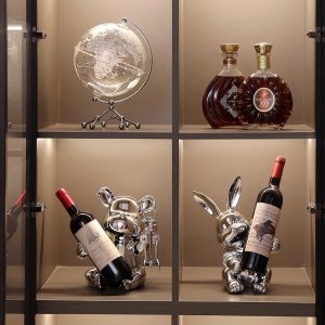 Violent bear red wine rack ornaments, light luxury, high-end home, living room, sideboard, wine cabinet decorations, high-end soft decoration