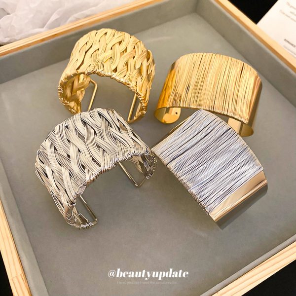 European and American cross-border cold wind twist bracelet simple high-end temperament bracelet light luxury fashion girlfriend hand jewelry wholesale