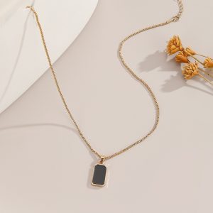 European and American cross-border fashion black rectangular brand necklace Women's collarbone chain geometric personality versatile necklace