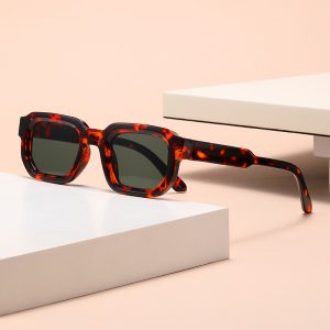Carefully selected women's sunglasses, European and American retro simple high-end fashion sunglasses, square small frame sunglasses