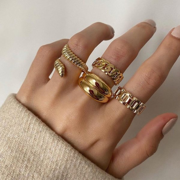 European and American cross-border new simple personality snake ring women's retro fashion snake joint ring set of four pieces