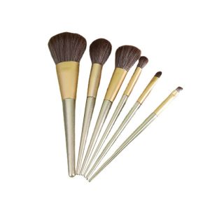 Japanese and Korean style exquisite makeup brushes 6 pcs 3 large and 3 small makeup brush set Beauty tools makeup brushes are on sale