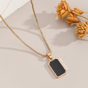 European and American cross-border fashion black rectangular brand necklace Women's collarbone chain geometric personality versatile necklace