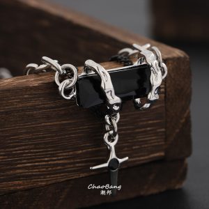 Starlight Haoshi titanium steel necklace men's trend high-end niche personality design light luxury collarbone chain women's ins jewelry