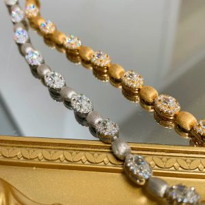 French vintage old money style hand-brushed pigeon egg high carbon diamond bracelet vintage color treasure red corundum bracelet women