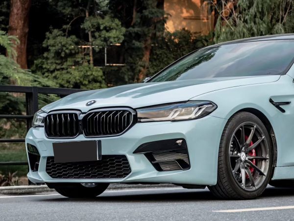 It is suitable for BMW F10F18 modification 21 G30 M5 large surround headlights and taillights F10 old and new kit - Image 3
