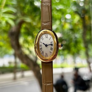 Sending wine barrel watches, women's bathtubs, oval vik, Douyin hits, 18K small gold watches, waterproof quartz watches, and vintage watches
