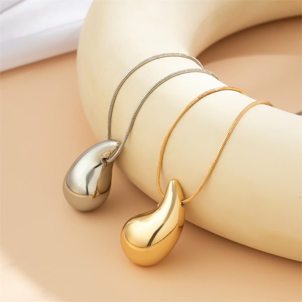 Simple European and American feng shui drop necklace feminine simple and versatile niche design clavicle chain 2023 new style - Image 2