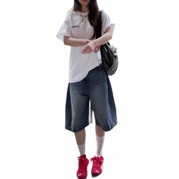 Retro wide-legged scimitar denim cropped shorts women's summer new high-waisted loose slim straight-leg six-point pants - Image 5