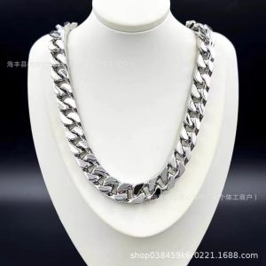 European and American hip-hop personality clavicle chainCuban chain, slub chain, men's necklace, luxury and versatile, couples, the same accessories, trendy