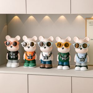 Violent Bear Piggy Bank Cartoon Creative Modern Living Room Internet Red Decoration Simple Home TV Cabinet Ceramic Ornaments