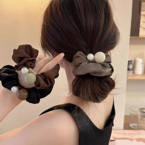 French fashion niche design, pearl satin, large intestine hair ring, retro elegant, high stretch, low ponytail, hoop hair accessory