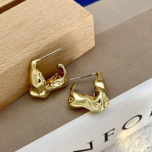 Irregular pleated lava earrings fashion vintage french stud earrings simple design sense temperament fashion earrings wholesale