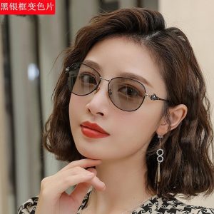 Smart photochromic sunglasses women's high quality polarized sunglasses driving driving travel UV protection glasses