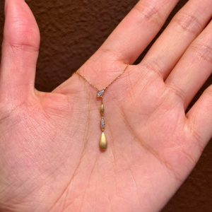 New minimalist water drop necklace women's collarbone chain temperament light luxury niche high-end simple and versatile Valentine's Day gift
