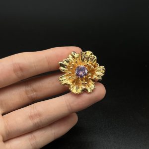 French Elegant Purple Zircon Flower Earrings Ring Set Gilded Flower Medieval Plain Gold Gardenia Flower Stud Earrings