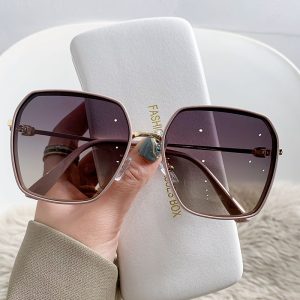 New women's polarized sunglasses, UV protection, driving glasses, fashionable and versatile, retro Internet celebrity sunglasses for men