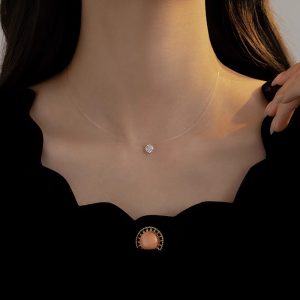 A pretty good life, Sun Li, Hu Manli, the same mermaid tears necklace, women's light luxury, high-end sense niche, clavicle chain tide