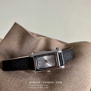 TT Tianta new square belt watch women's simple retro French light luxury niche high-end sense