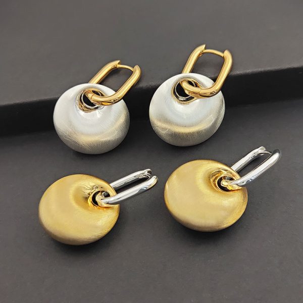 European and American personalized fashion geometric metal brushed earrings, a two-wear retro Hong Kong style simple design earrings