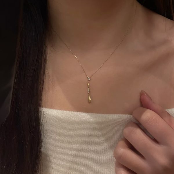 New minimalist water drop necklace women's collarbone chain temperament light luxury niche high-end simple and versatile Valentine's Day gift - Image 4
