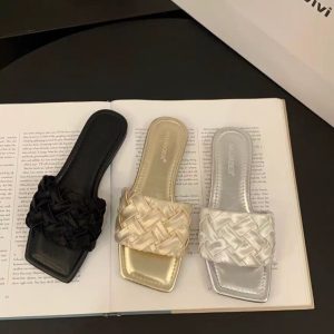 Internet celebrity flat slippers women's design sense niche casual braided belt summer slippers open toe wear one-line sandals