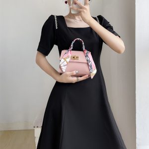 Bag New Women's 2022 Fashion Women's Handbag Niche Design Silk Scarf Mini Chain Bag Shoulder Crossbody Bag