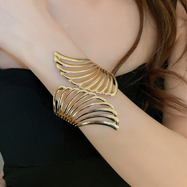 Cross-border, European and American personality open armbands, fashion trendy niche bracelets, high-end temperament, cold wind hand ornaments - Image 3