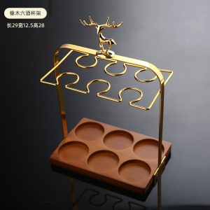 Liquor cup holder, new Chinese high-end wine dispenser, cup holder, household wine utensils, deer head, solid wood bottom bracket shelf