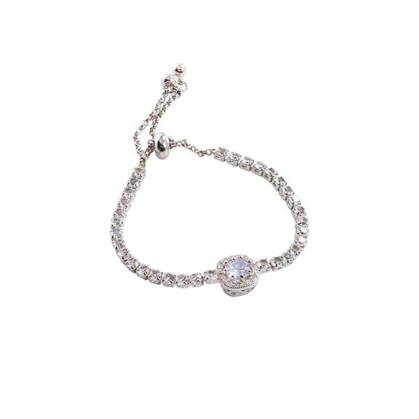 In 2025, the explosive super flash zircon bracelet women's versatile sense of luxury new Chinese retro temperament butterfly hand jewelry wholesale - Image 5