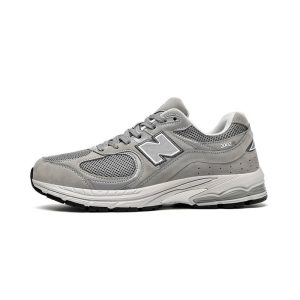 2002R New Balance women's shoes, daddy shoes, men's and women's couple trendy running shoes, thick-soled heightened sports and casual shoes