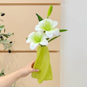 Simulated lily flower green plant decoration flower decoration living room dining table plastic vase light luxury fake floral ornament
