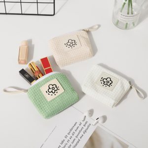 WW Japanese Cute Simple Waffle Coin Purse Women's Small Portable Wrist Bag Summer Flowers New 2024
