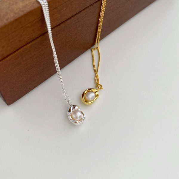 S925 sterling silver pearl geometric necklace women's simple design, niche ins, cold wind, light luxury, clavicle chain - Image 3