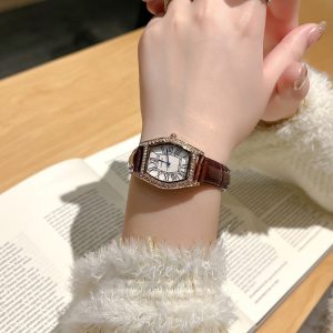 Cross-border trendy brand watch shape vintage watch waterproof tonneau barrel ladies quartz fashion trend