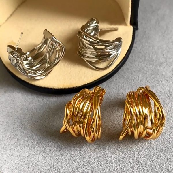 French luxury trend, European and American retro high-end sensual golden circles, multi-layer hollow winding lines, earrings, earrings, silver needles