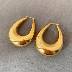 French vintage gold drop earrings, women's niche design, cold wind earrings, light luxury, high-end personality earrings