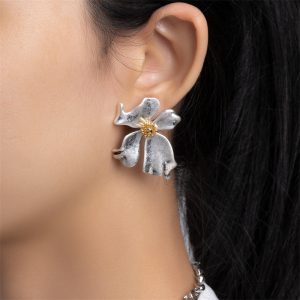 CE family niche European and American vintage French flower large earrings metal aged texture Hong Kong style earrings s925 silver stud earrings