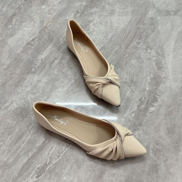 Elegant women's single shoes low heel pointed toe shallow commuter beanie shoes 2025 spring and summer new soft sole comfortable mom shoes - Image 4