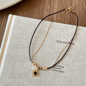 Golden sunflower tiger's eye necklace women's light luxury high-end sense double stacked sweater chain retro Maillard accessories