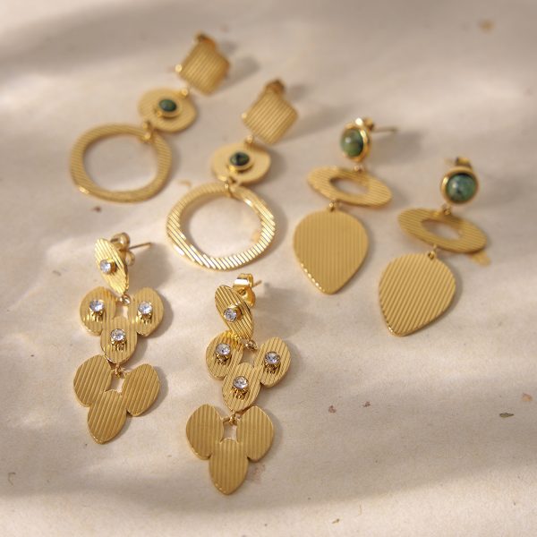 French retro style natural stone long stud earrings vintage women's earrings plated with 18K gold plated stainless steel exaggerated earrings with a sense of luxury - Image 2