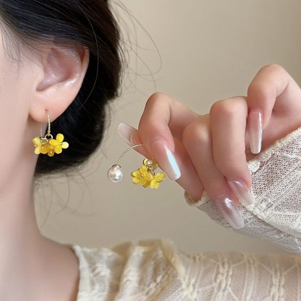 Super fairy osmanthus tassel pearl earrings female sweet and gentle niche earrings French retro versatile face slimming earrings