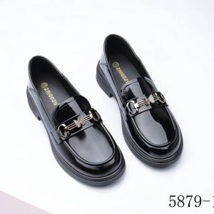 Loafers, bright leather shoes, spring and autumn women's shoes 2024 spring, new pedals, black platform British leather shoes, square heels